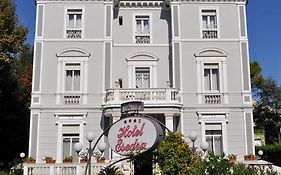 Esedra Hotel